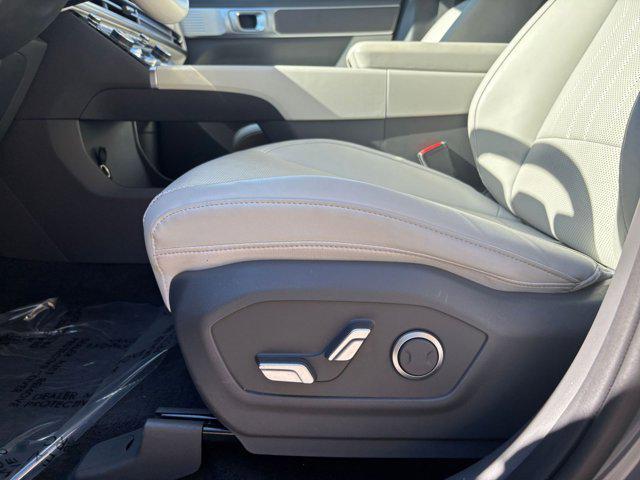 used 2025 Hyundai Santa Fe car, priced at $31,118