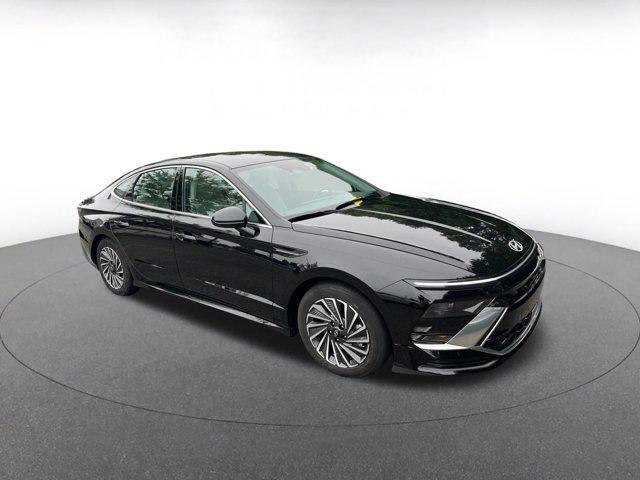 used 2024 Hyundai Sonata Hybrid car, priced at $24,826