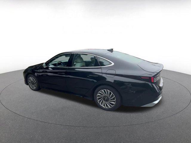 used 2024 Hyundai Sonata Hybrid car, priced at $24,826