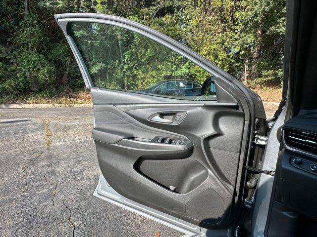 used 2025 Buick Envista car, priced at $23,819