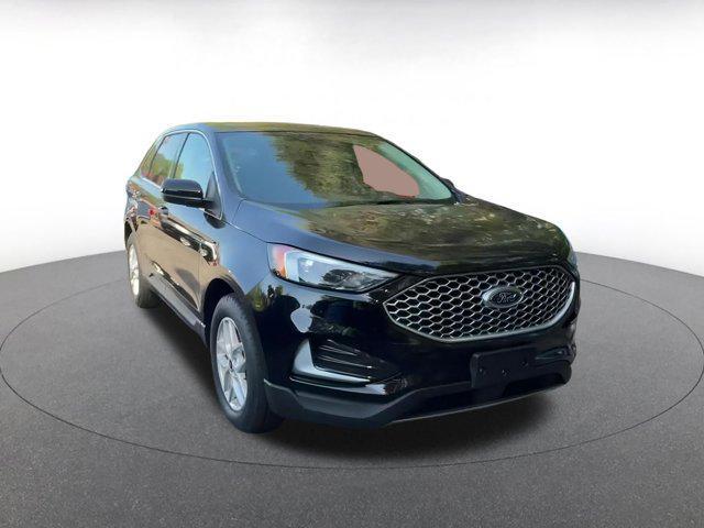 used 2024 Ford Edge car, priced at $25,553