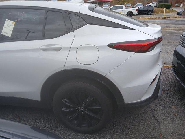 used 2025 Buick Envista car, priced at $25,621