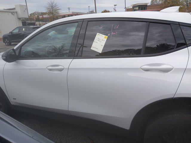 used 2025 Buick Envista car, priced at $25,621