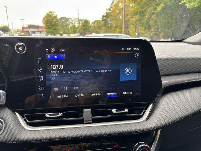 used 2025 Chevrolet Equinox car, priced at $24,236