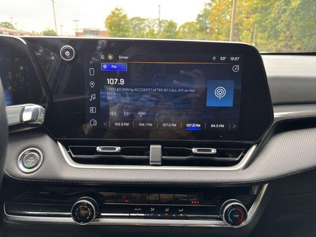 used 2025 Chevrolet Equinox car, priced at $24,236