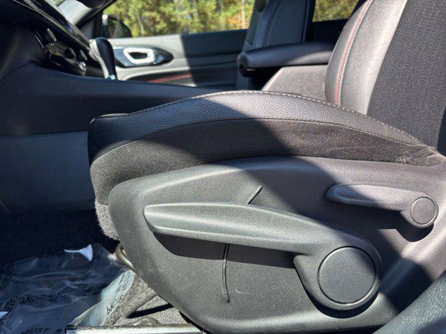 used 2025 Jeep Compass car, priced at $23,902