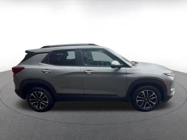 used 2025 Chevrolet TrailBlazer car, priced at $22,281