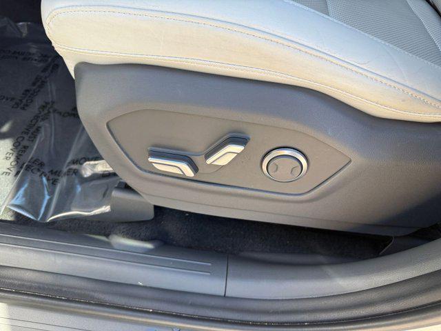 used 2025 Hyundai Santa Fe car, priced at $30,529