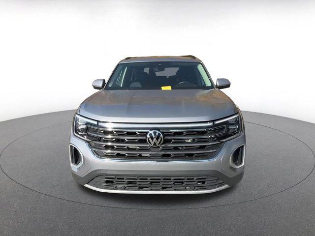 used 2025 Volkswagen Atlas car, priced at $35,300