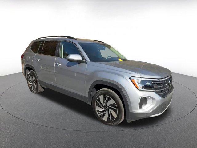 used 2025 Volkswagen Atlas car, priced at $35,300
