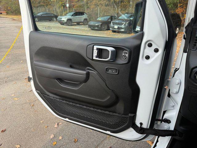 used 2025 Jeep Wrangler car, priced at $38,400