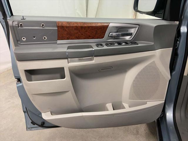 used 2009 Chrysler Town & Country car, priced at $5,995