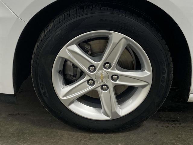 used 2022 Chevrolet Malibu car, priced at $14,629