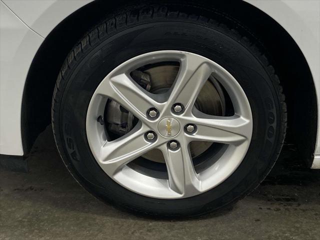 used 2022 Chevrolet Malibu car, priced at $15,684