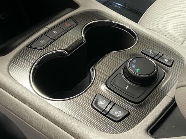 used 2023 GMC Acadia car, priced at $24,295