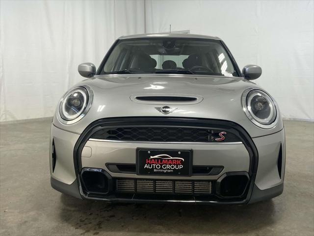 used 2024 MINI Hardtop car, priced at $24,988