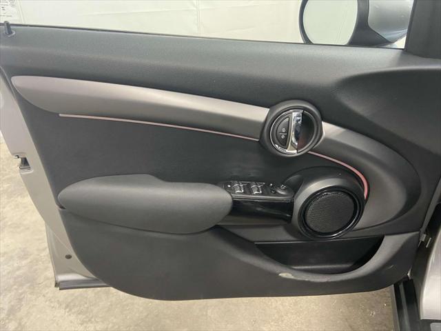 used 2024 MINI Hardtop car, priced at $28,999