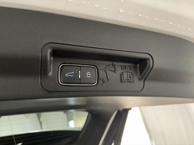 used 2023 Ford Explorer car, priced at $26,996