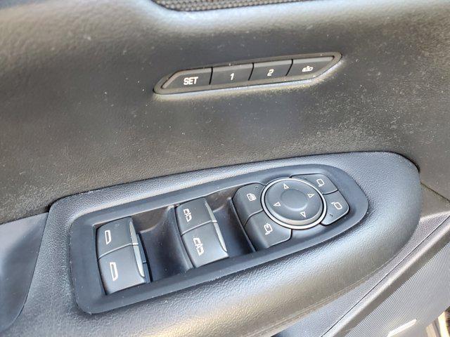 used 2017 Cadillac XT5 car, priced at $19,287