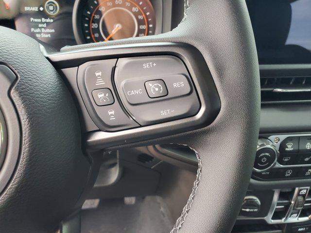 new 2025 Jeep Gladiator car, priced at $48,417