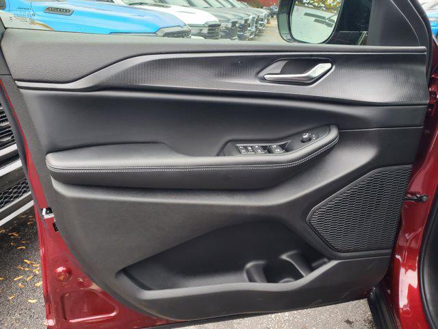 new 2025 Jeep Grand Cherokee L car, priced at $39,159