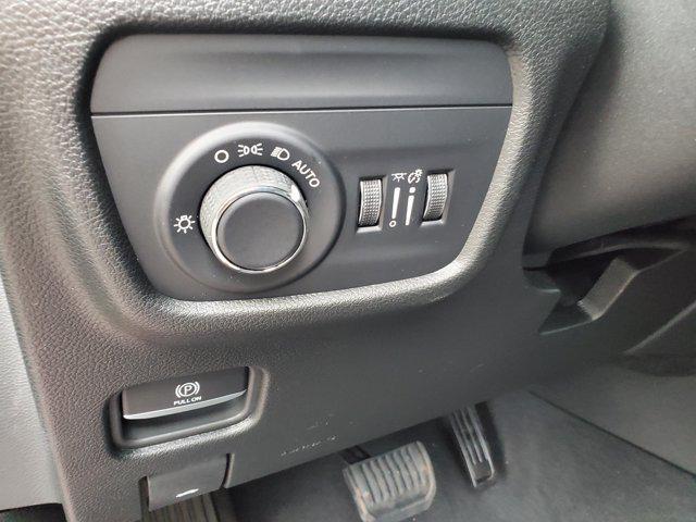 new 2025 Jeep Grand Cherokee L car, priced at $39,159