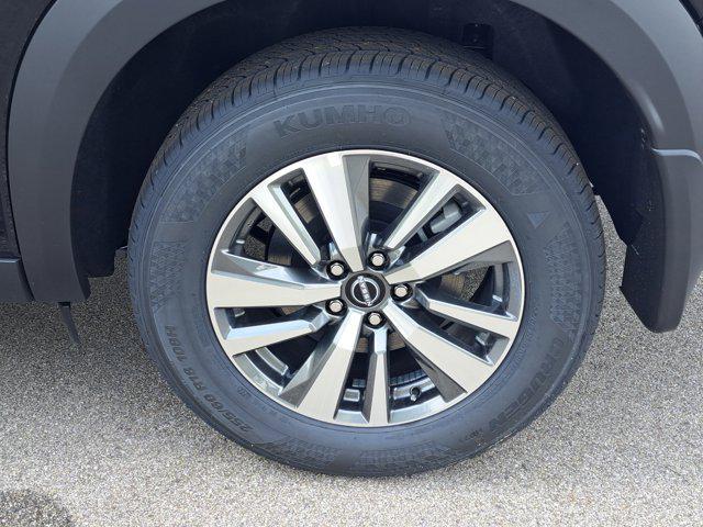 new 2025 Nissan Pathfinder car, priced at $46,510