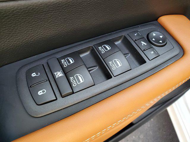 new 2026 Chrysler Pacifica car, priced at $61,625