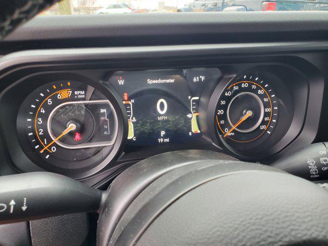 new 2025 Jeep Wrangler car, priced at $60,403