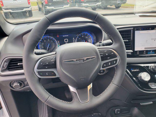new 2025 Chrysler Voyager car, priced at $41,108