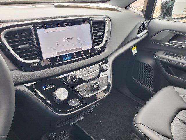 new 2025 Chrysler Voyager car, priced at $41,108