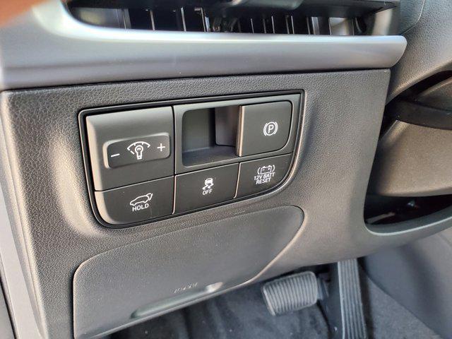 new 2026 Hyundai TUCSON Hybrid car, priced at $41,270