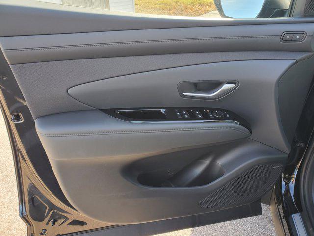 new 2026 Hyundai TUCSON Hybrid car, priced at $41,270