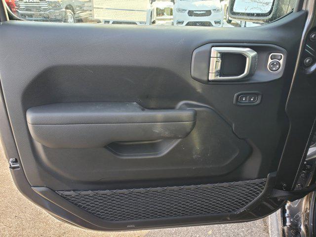 new 2026 Jeep Gladiator car, priced at $45,974