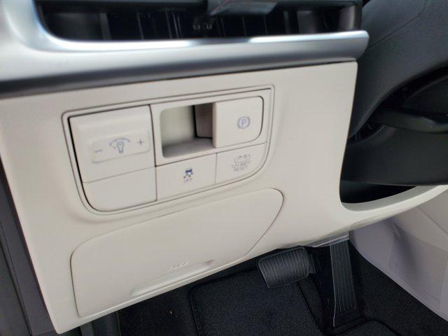 new 2026 Hyundai TUCSON Hybrid car, priced at $31,990