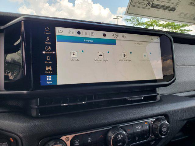 new 2025 Jeep Wrangler car, priced at $45,304