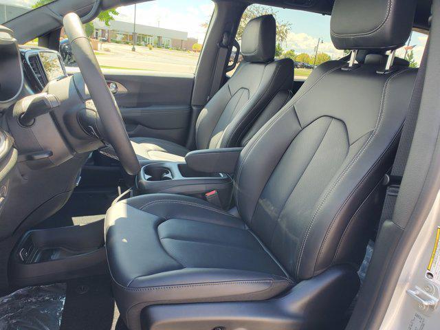 new 2026 Chrysler Pacifica car, priced at $36,549