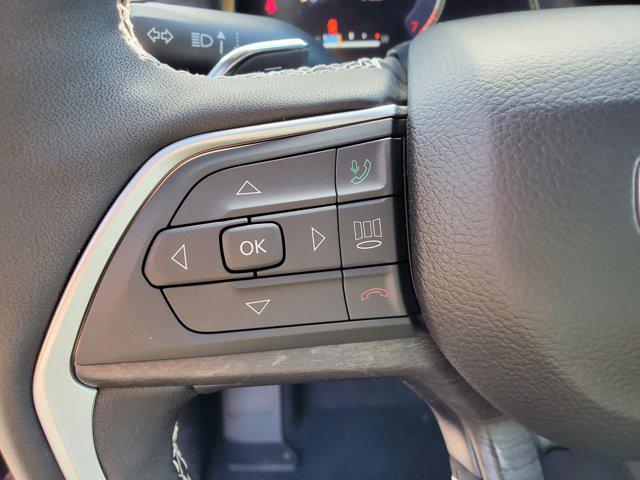 new 2025 Jeep Grand Cherokee car, priced at $38,648