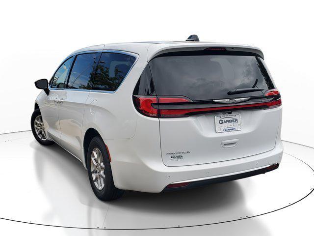 new 2026 Chrysler Pacifica car, priced at $39,750