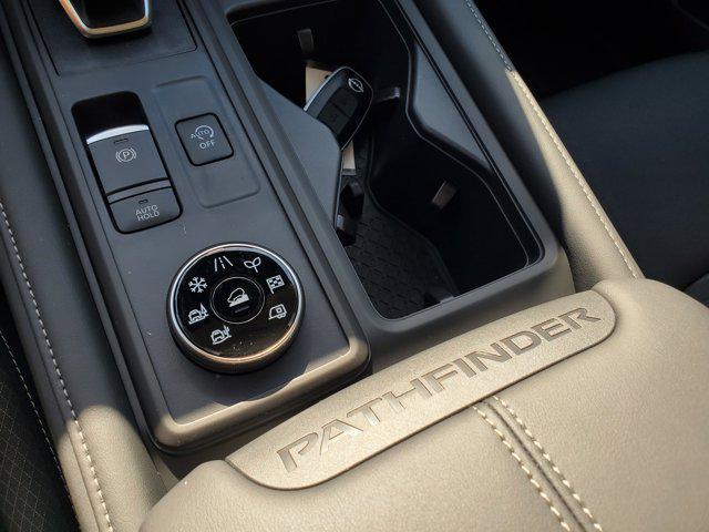 new 2025 Nissan Pathfinder car, priced at $39,610
