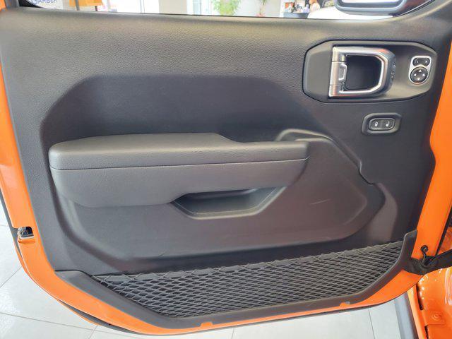 new 2025 Jeep Wrangler car, priced at $40,226