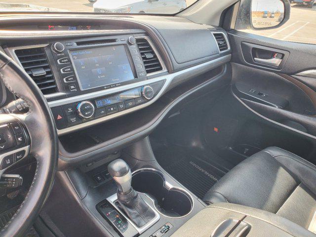 used 2017 Toyota Highlander car, priced at $19,858