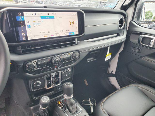 new 2025 Jeep Gladiator car, priced at $47,522