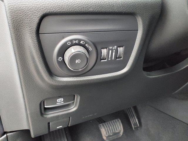 new 2025 Jeep Grand Cherokee car, priced at $49,053