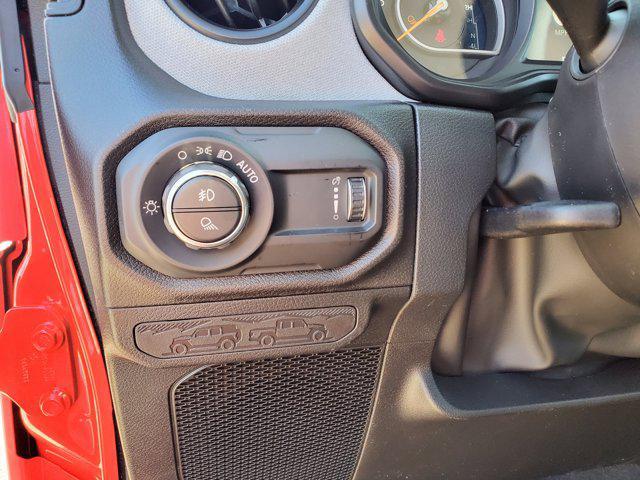 new 2025 Jeep Gladiator car, priced at $49,672