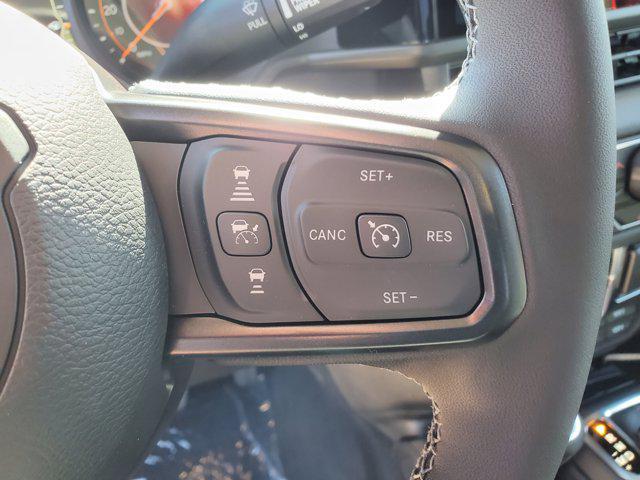 new 2025 Jeep Gladiator car, priced at $49,672