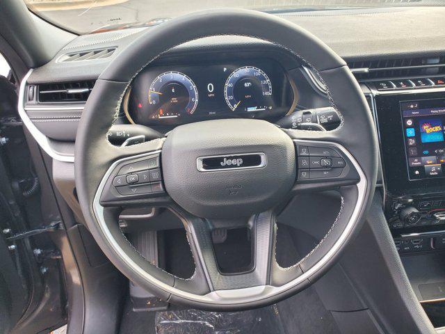 new 2025 Jeep Grand Cherokee car, priced at $40,547