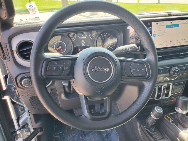 new 2025 Jeep Gladiator car, priced at $45,175
