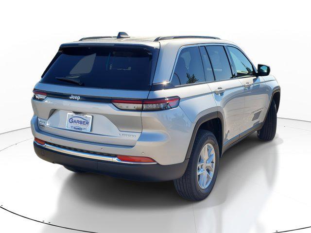 new 2025 Jeep Grand Cherokee car, priced at $40,421