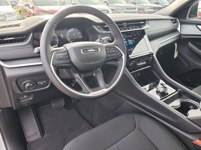 new 2025 Jeep Grand Cherokee car, priced at $34,851